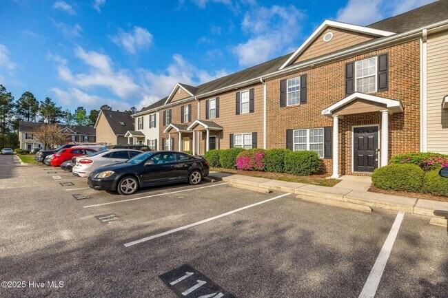 Photo - 114 Lincoln Pl Cir House