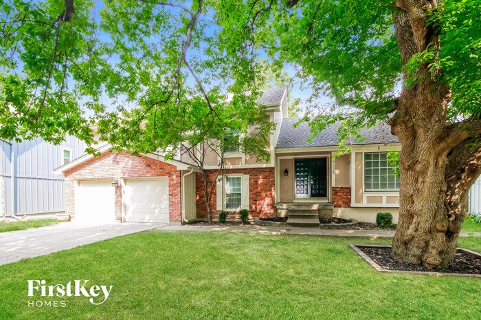Foto principal - 9029 Alden St