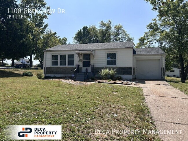 Photo - 1100 Grenshaw Dr House