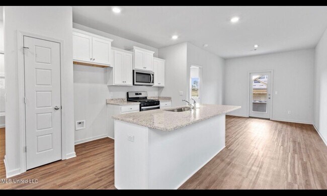 Foto del edificio - 517 Vista Pointe Dr