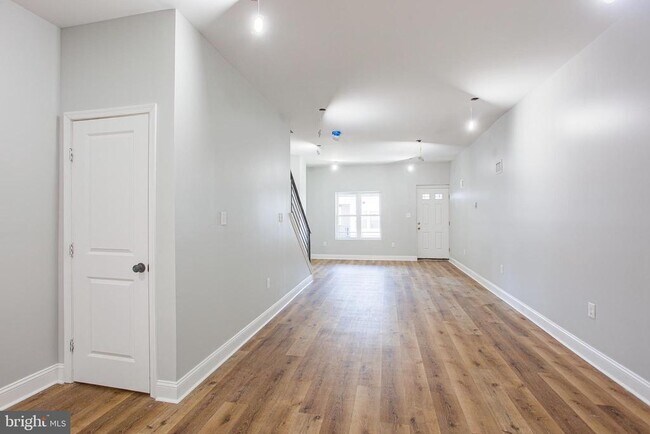 Foto del edificio - 1443 S Allison St