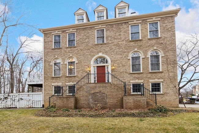 2171 Wolftrap Ct