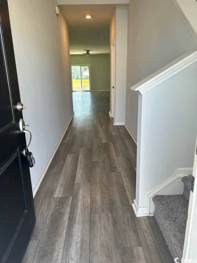 Building Photo - 1062 Saltgrass Way