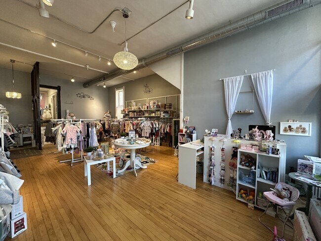 Foto del edificio - 3422 N Lincoln Ave