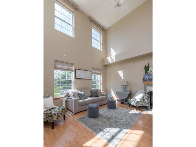 Building Photo - 1724 Countryside Dr