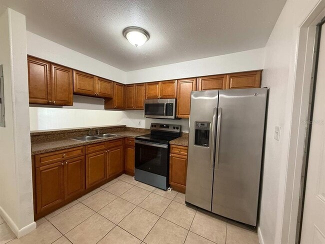 Building Photo - 2841 Willow Run