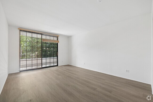 2 habitaciones, 2 baños - 1523 pies cuadrados - Dormitorio - 555 Barrington