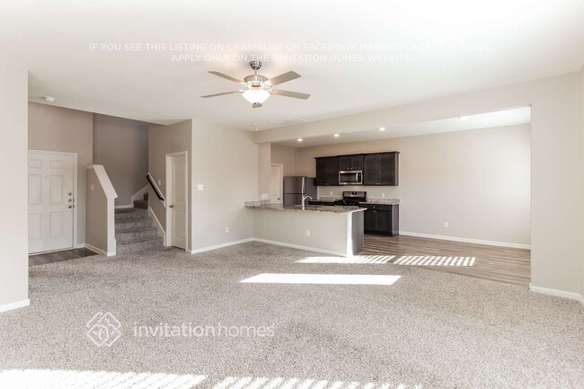 Building Photo - 3021 Chico Dr