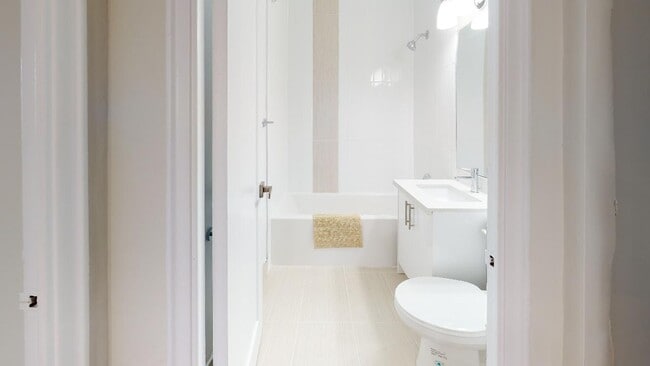 Building Photo - 265 Reynolds