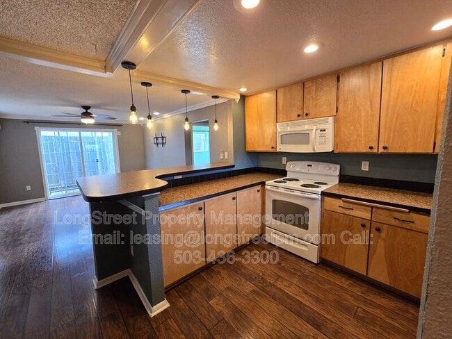 Foto del edificio - 1740 SW 12th Ave