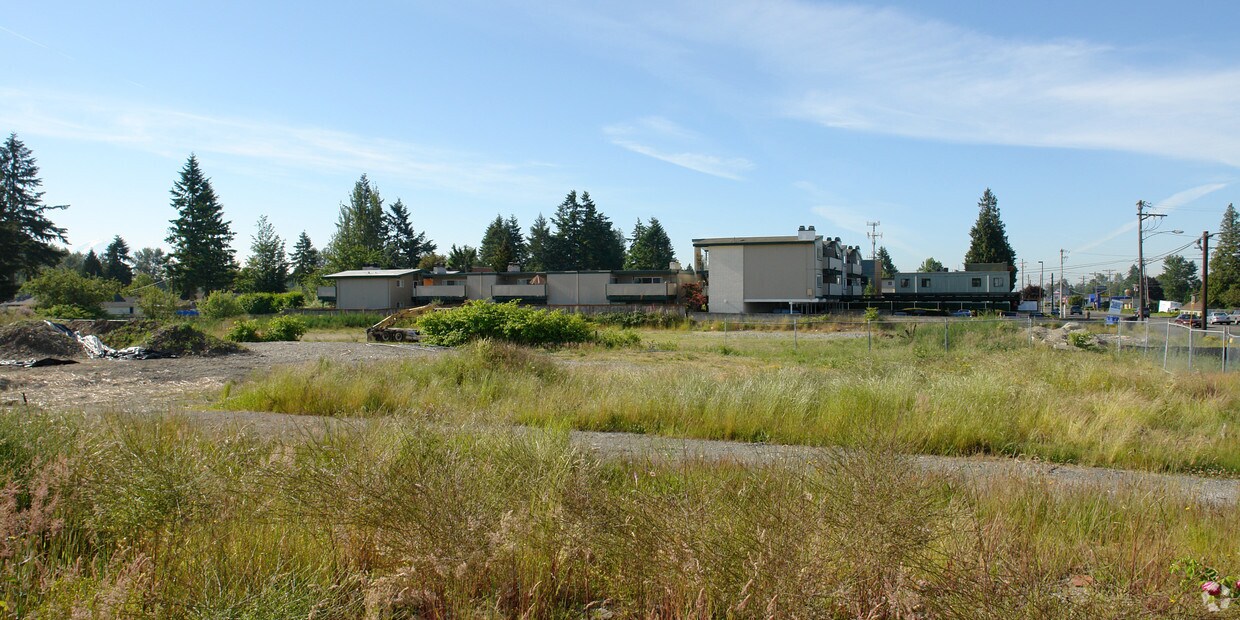Primary Photo - 7625 Pacific Ave