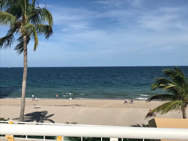 private beach - 3900 Galt Ocean Dr