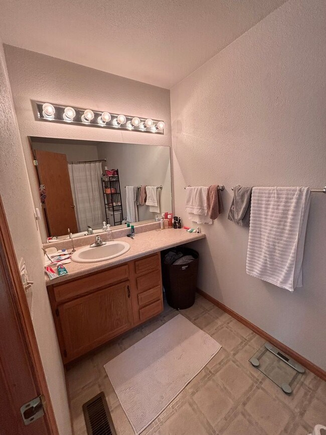Foto del edificio - 5476 Savannah St
