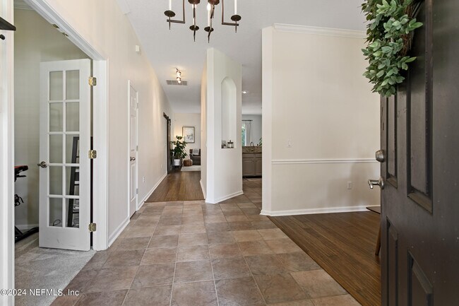 Foto del edificio - 672 Chestwood Chase Dr