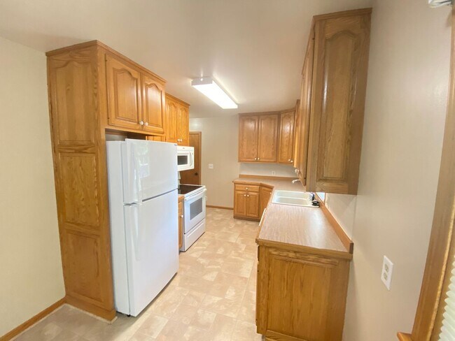 Foto del edificio - 715 W 18th St