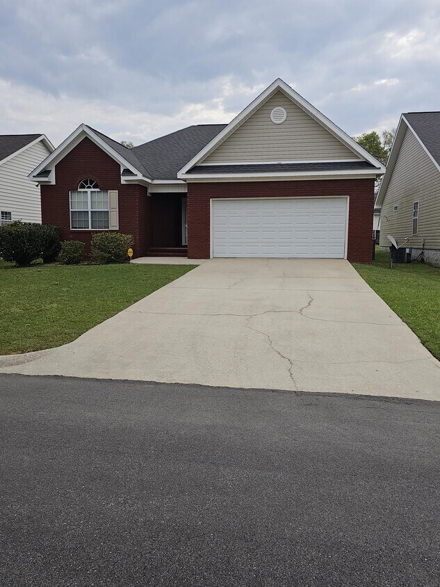 114 Tree Crest Rd, Dothan, AL 36301 House Rental in Dothan, AL