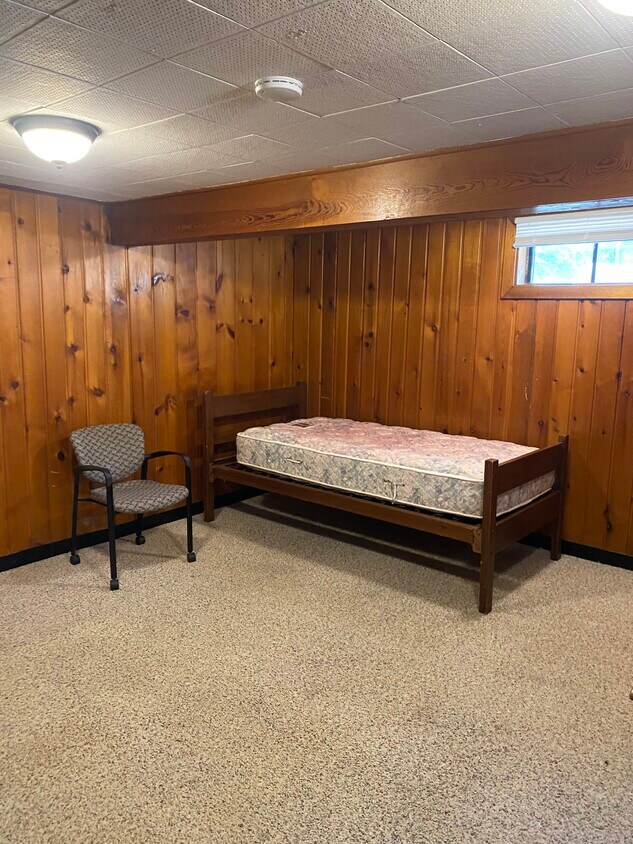 Espacio vital - 1402 Broadway N