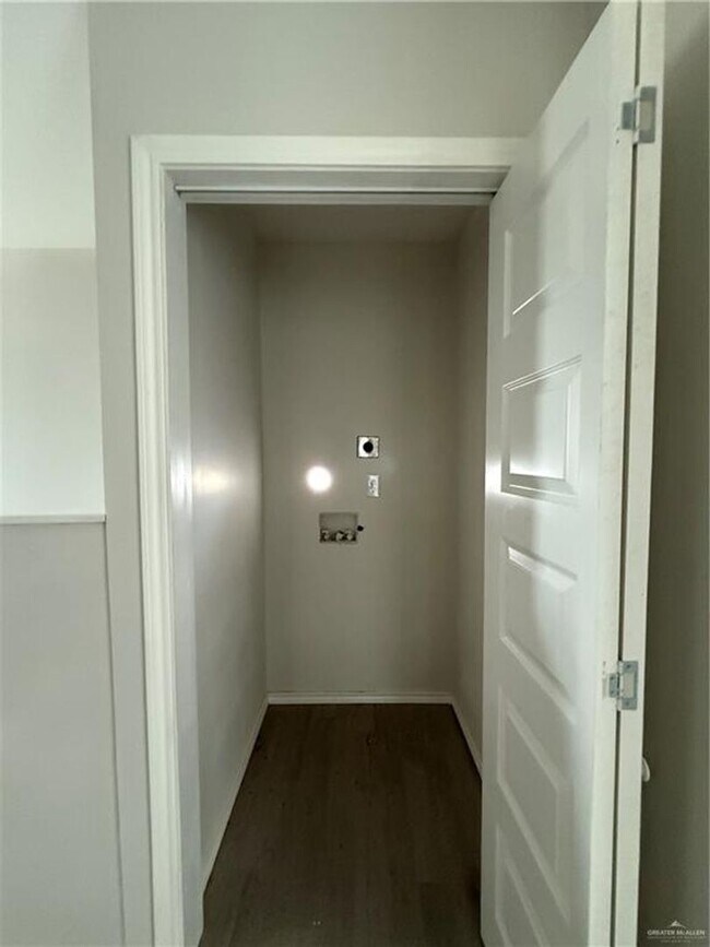 Foto del edificio - Charming 2BR Townhome in Mission