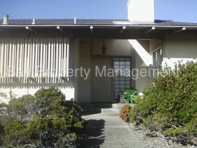 Building Photo - Carmel Meadows Gem - Rent Reduced!