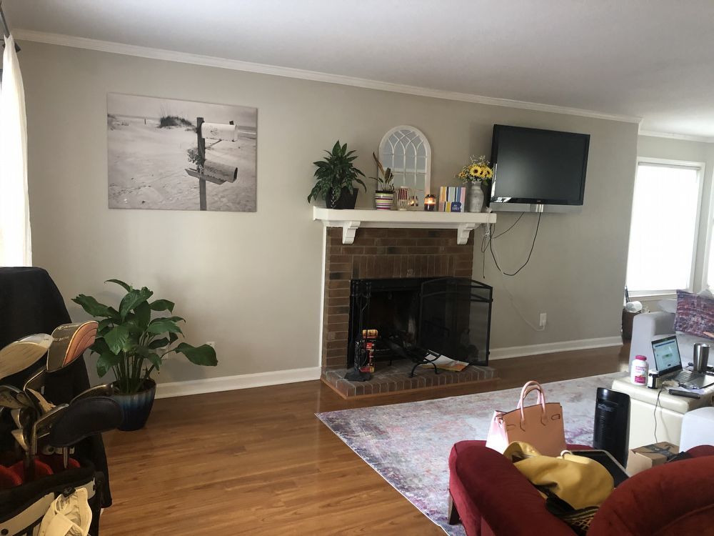 Foto del edificio - 2411 Sawmill Road
