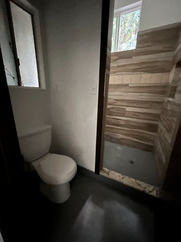 Foto del edificio - 16-256-256 E Kipimana St