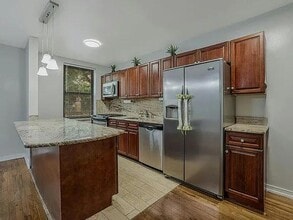 Building Photo - 52-35 39th Rd