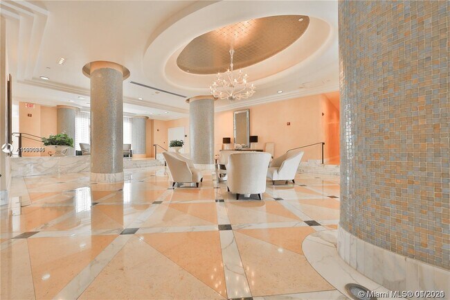 Foto del edificio - 6917 Collins Ave