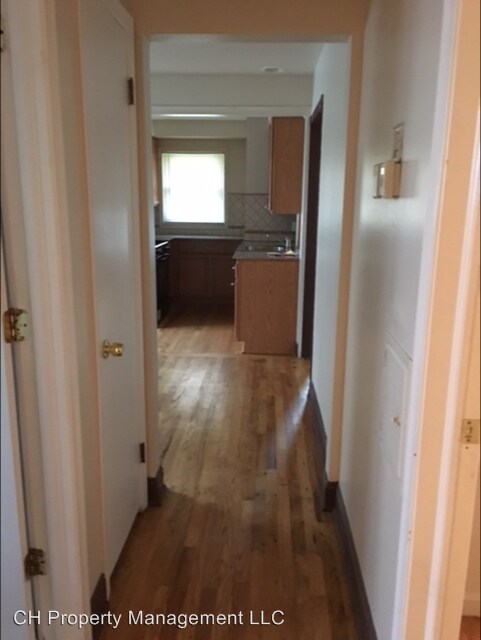 Building Photo - 3 br, 1 bath House - 20469 Denby