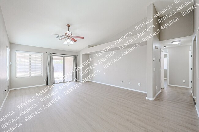 Foto del edificio - 6814 S 36th Ln