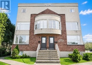 Building Photo - 1204 Shillington Ave