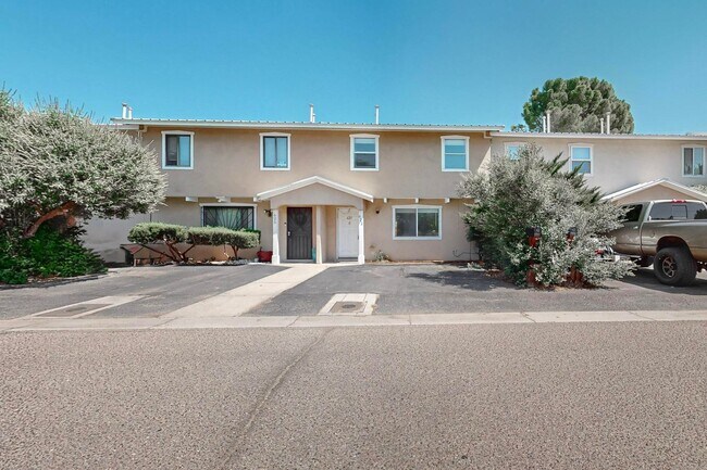 Foto del edificio - Cozy 3 Bedroom 1.5 Bathroom In NW Albuquerque!