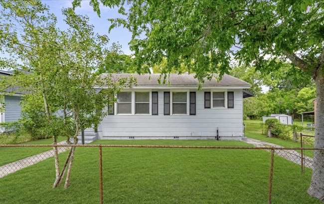 Foto del edificio - 6716 Perry St