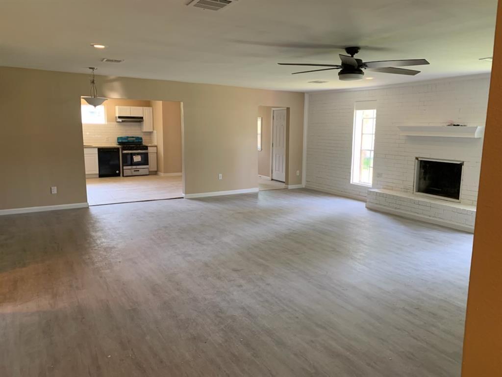 Primary Photo - 5010 Ridgeway Dr