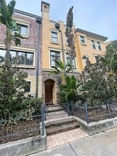Building Photo - 2218 Soho Bay Ct
