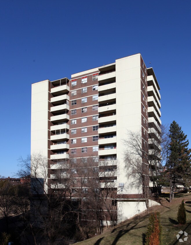 Photo principale - 2460-2500 Keele Street