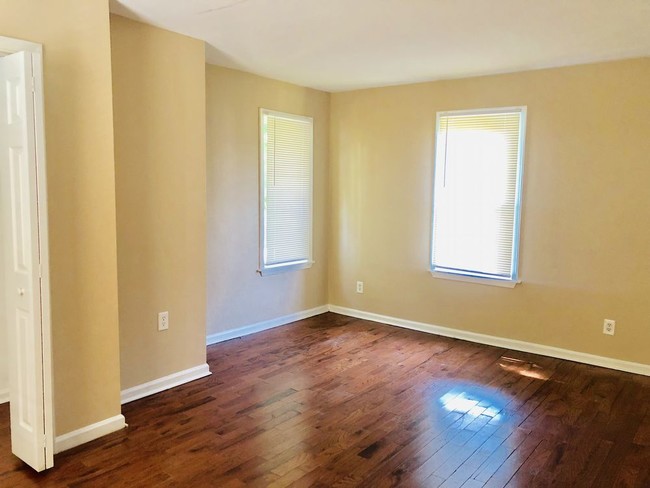 Foto del edificio - 3 BED 2 FULL BATH FOR RENT IN NORFOLK VA