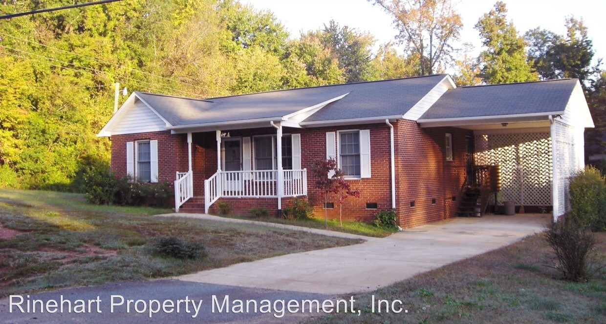 Primary Photo - 3 br, 2 bath House - 3990 Redwood Drive
