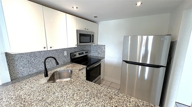Building Photo - 801 NW 47th Ave