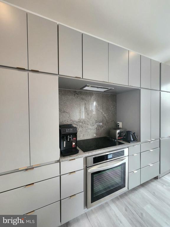 Foto del edificio - 106 S State St