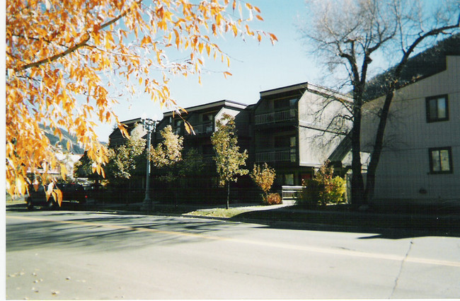 Building Photo - Aspen Highlands Village