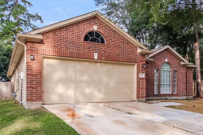 Building Photo - 25319 Laurel Green St