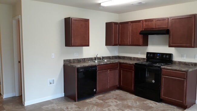 Building Photo - 2416