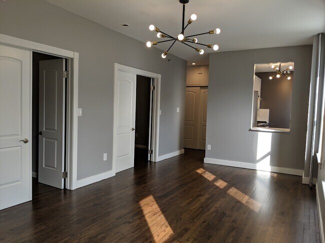 Foto del edificio - 109 W 111th St