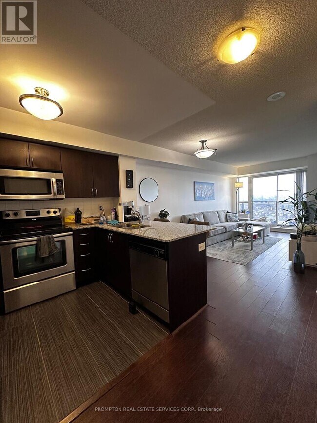 Building Photo - 1060 Sheppard Ave W