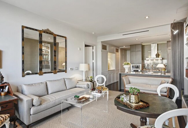 Foto del edificio - 2900 McKinnon-16162