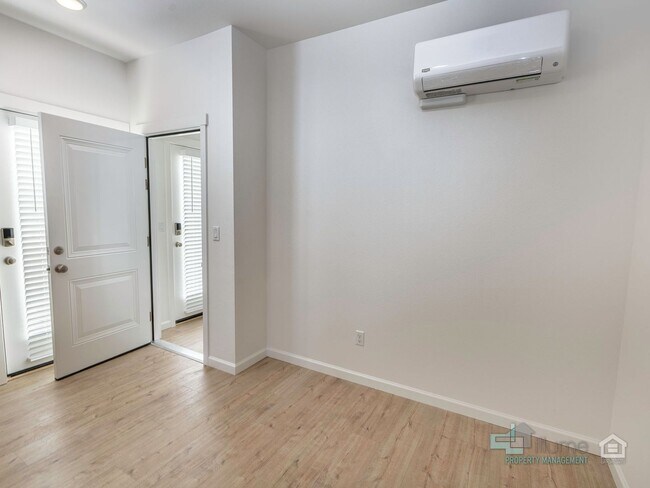 Foto del edificio - 3691 SW 209th Ave