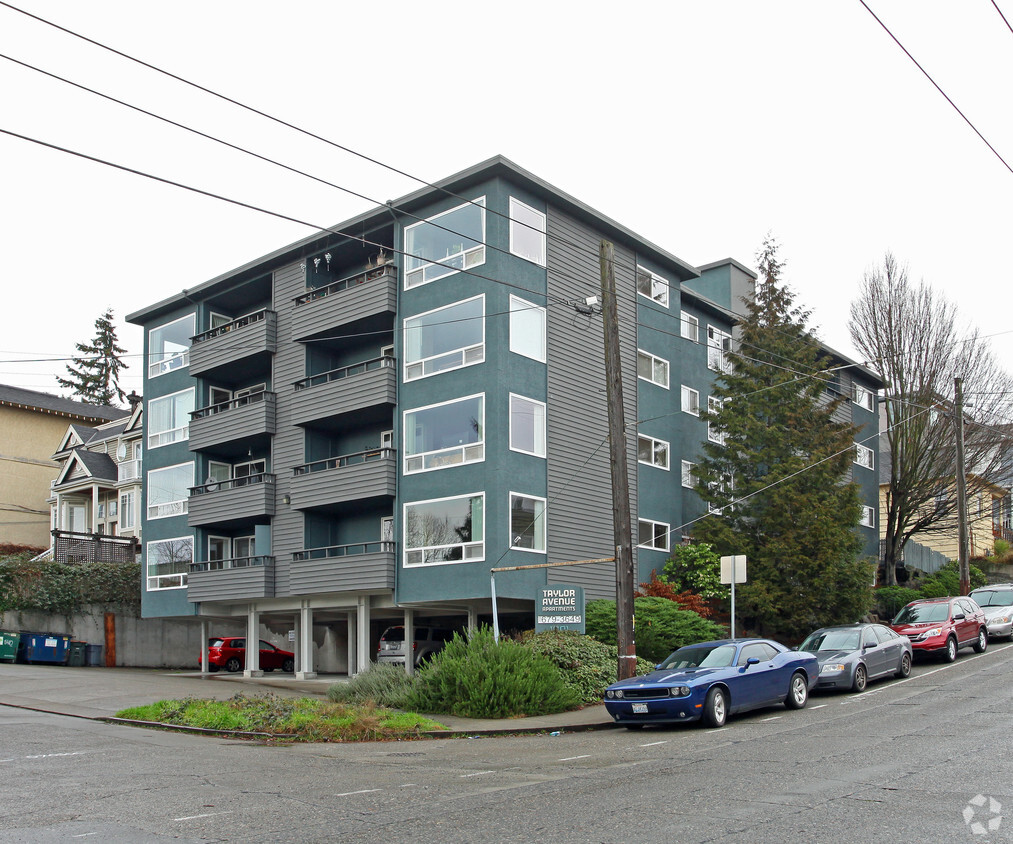 Primary Photo - Taylor Avenue Apartments