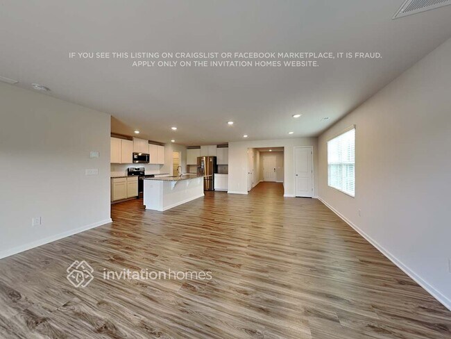 Foto del edificio - 1024 Woodhouse Dr