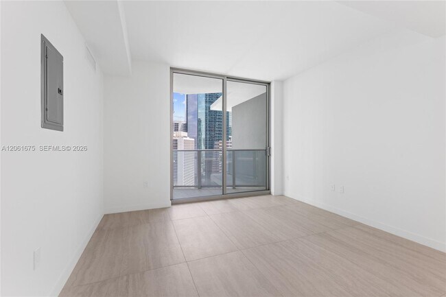 Foto del edificio - 77 SE 5th St