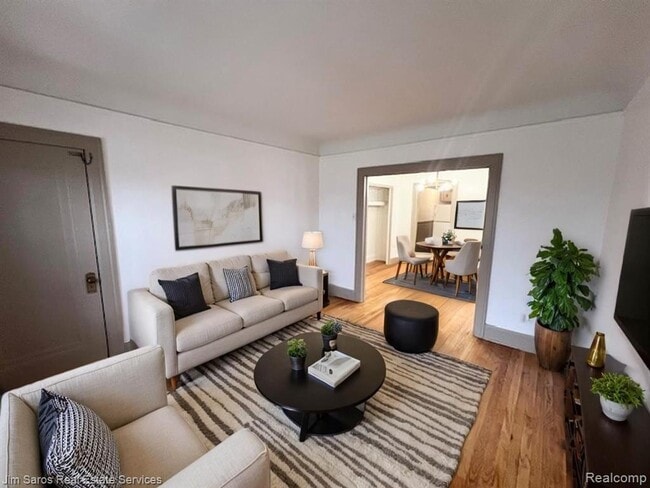 Foto del edificio - 825 Beaconsfield Ave